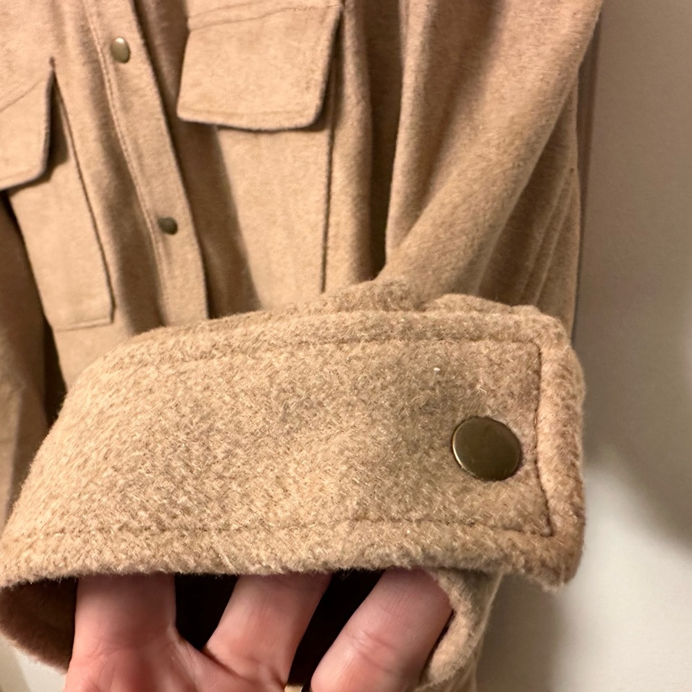 Cozy Shacket - Picture 4 of 9